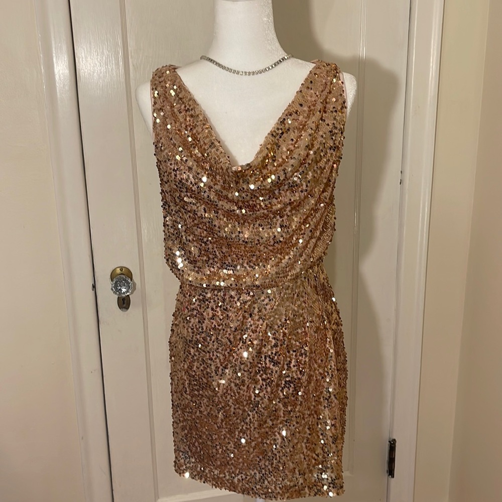 Aidan Mattox Gold Sequined Blouson Cocktail Dress, Size 4 With A Cowl Neck